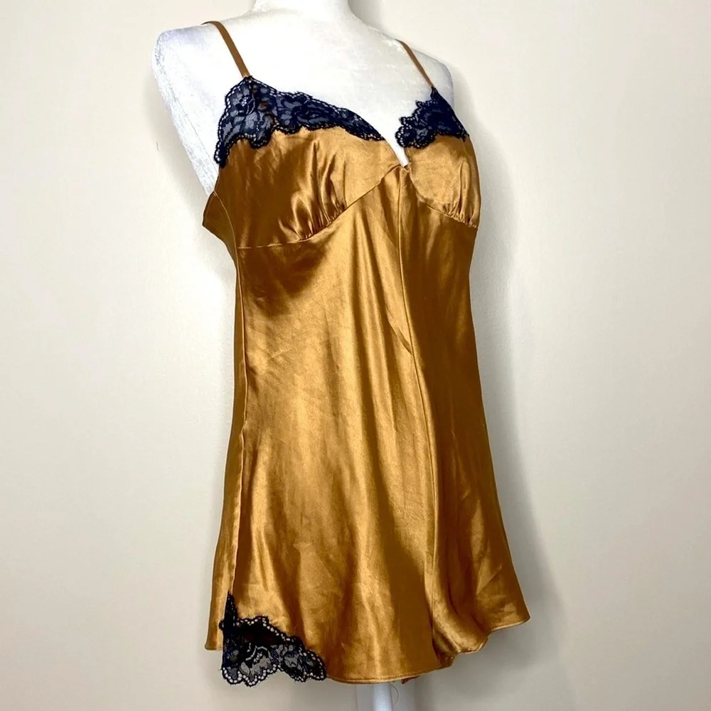 Victorias Secret luxurious satin